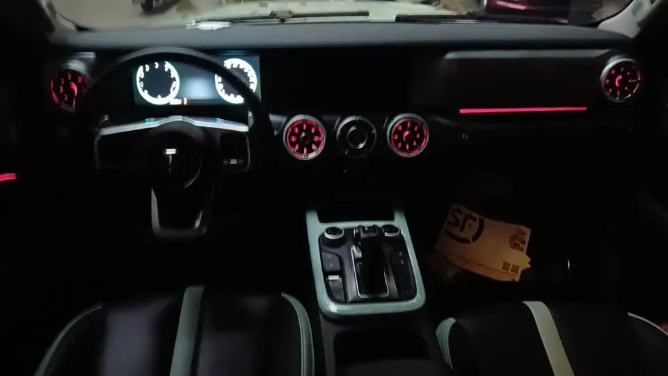 2023 Tank 300 2.0T 227HP L4 8AT,autocango,china used car exporter,china ev exporter,chinese used car exporter,chinese used ev exporter