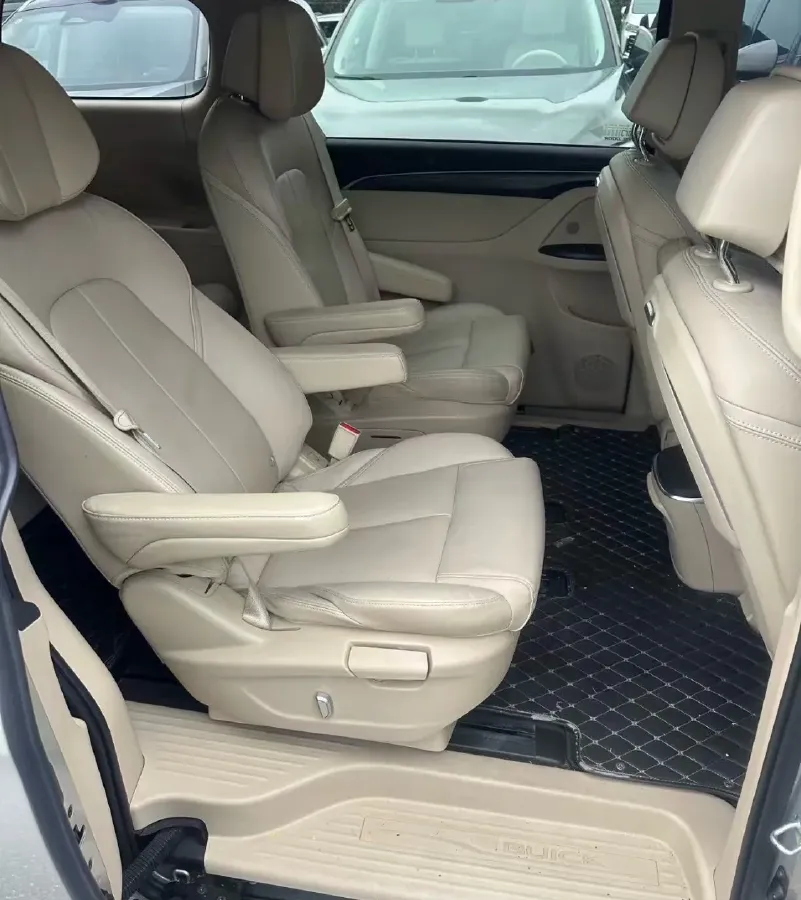 2022 Buick GL8 2.0T 237HP L4 9AT,autocango,china used car exporter,china ev exporter,chinese used car exporter,chinese used ev exporter