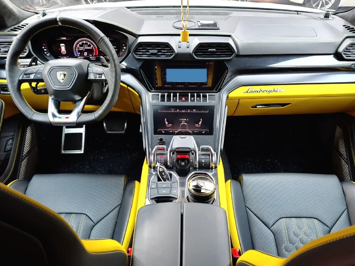 2021 Lamborghini Urus 4.0T 641HP V8 8AT,autocango,china used car exporter,china ev exporter,chinese used car exporter,chinese used ev exporter