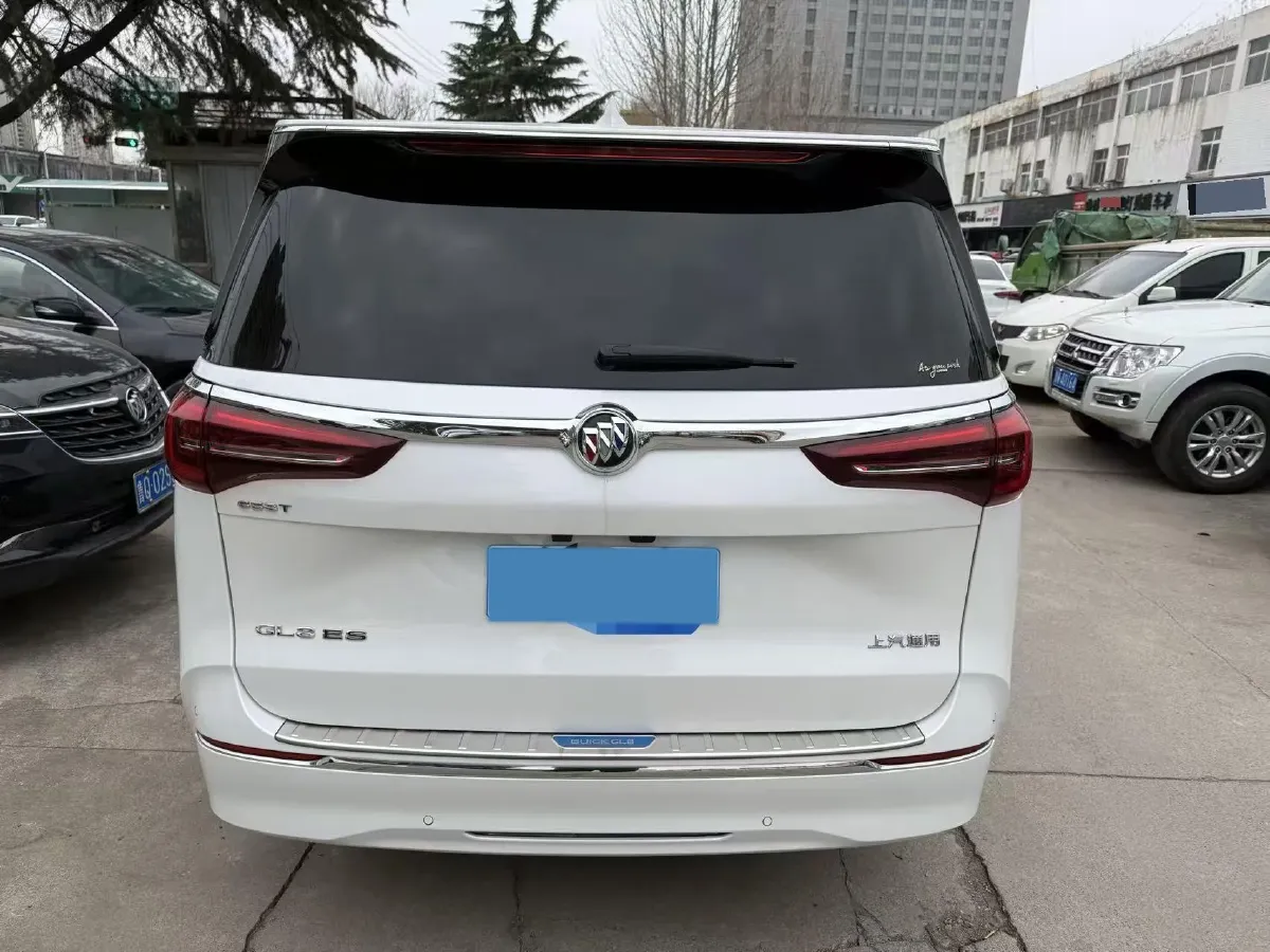 2022 Buick GL8 2.0T 237HP L4 9AT,autocango,china used car exporter,china ev exporter,chinese used car exporter,chinese used ev exporter