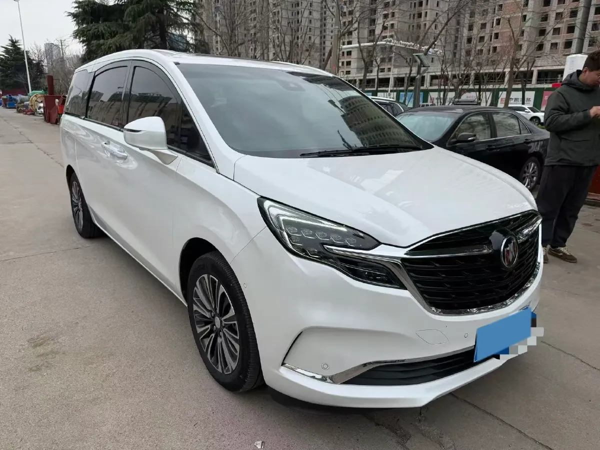 2022 Buick GL8 2.0T 237HP L4 9AT,autocango,china used car exporter,china ev exporter,chinese used car exporter,chinese used ev exporter