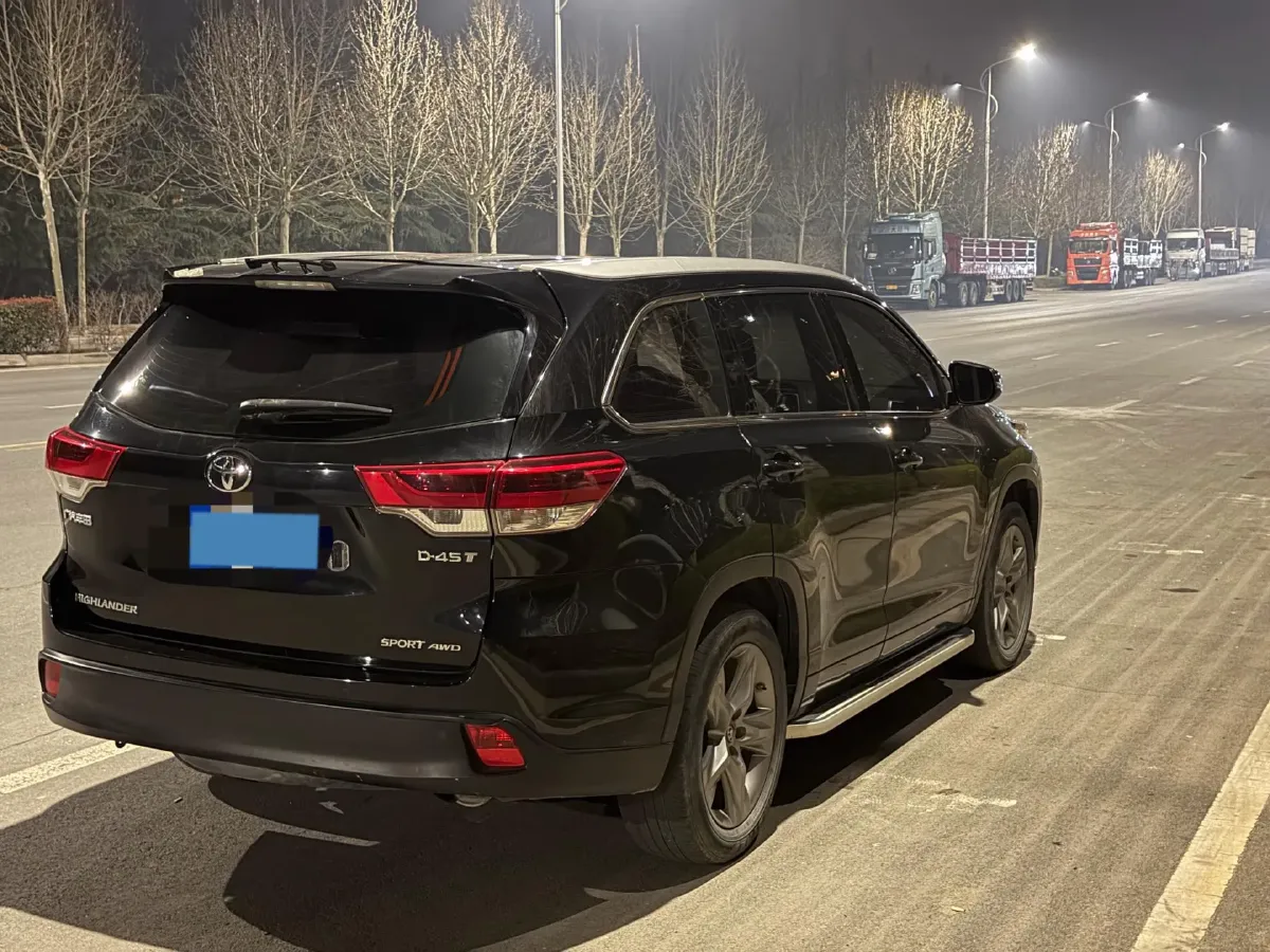 2021 Toyota Highlander 2.0T 220HP L4 6AT,autocango,china used car exporter,china ev exporter,chinese used car exporter,chinese used ev exporter