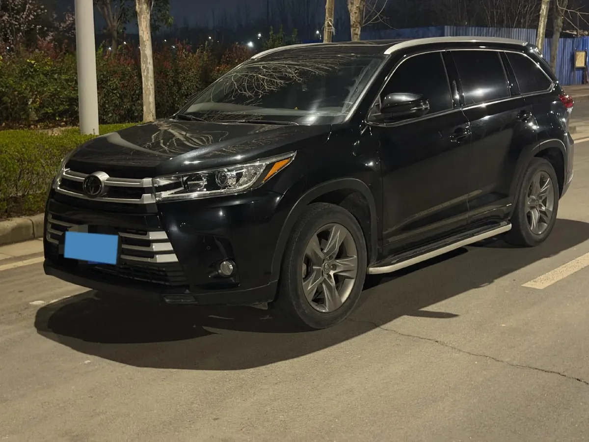 2021 Toyota Highlander 2.0T 220HP L4 6AT,autocango,china used car exporter,china ev exporter,chinese used car exporter,chinese used ev exporter