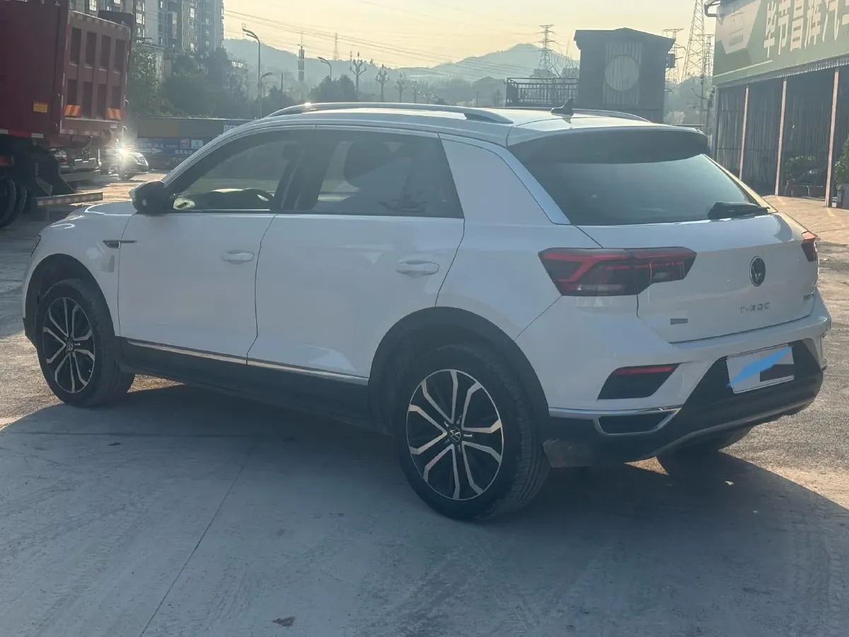 2020 Volkswagen T-Roc 1.4T 150HP L4 7DCT,autocango,china used car exporter,china ev exporter,chinese used car exporter,chinese used ev exporter