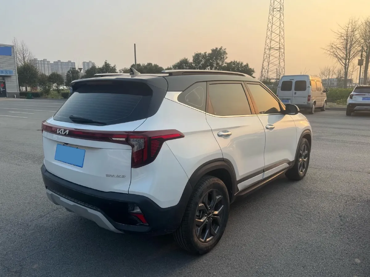 2023 Kia Seltos 1.5L 115HP L4 CVT,autocango,china used car exporter,china ev exporter,chinese used car exporter,chinese used ev exporter