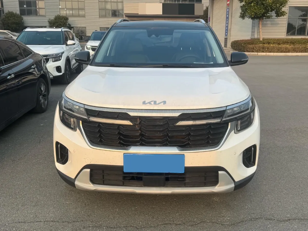 2023 Kia Seltos 1.5L 115HP L4 CVT,autocango,china used car exporter,china ev exporter,chinese used car exporter,chinese used ev exporter