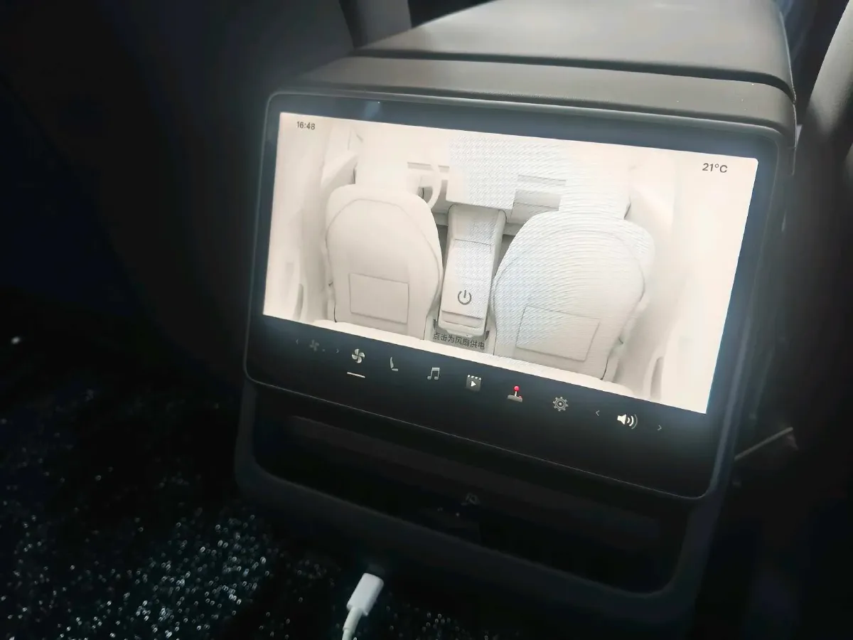 2025 Tesla Model 3 BEV 62.5KWH,autocango,china used car exporter,china ev exporter,chinese used car exporter,chinese used ev exporter