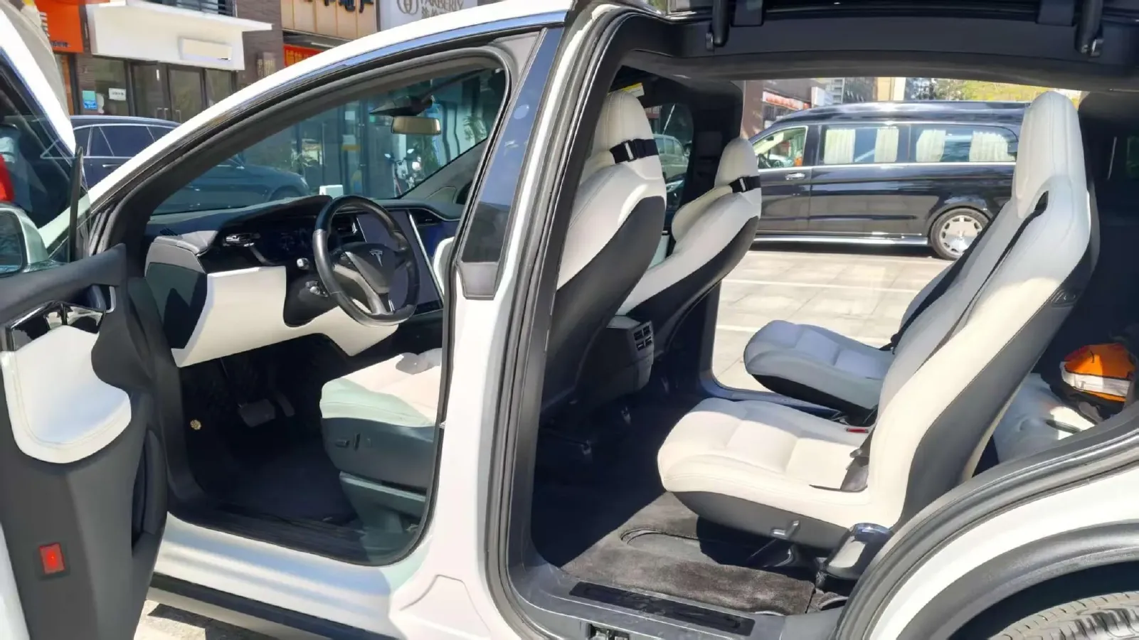 2019 Tesla Model X BEV 100KWH,autocango,china used car exporter,china ev exporter,chinese used car exporter,chinese used ev exporter