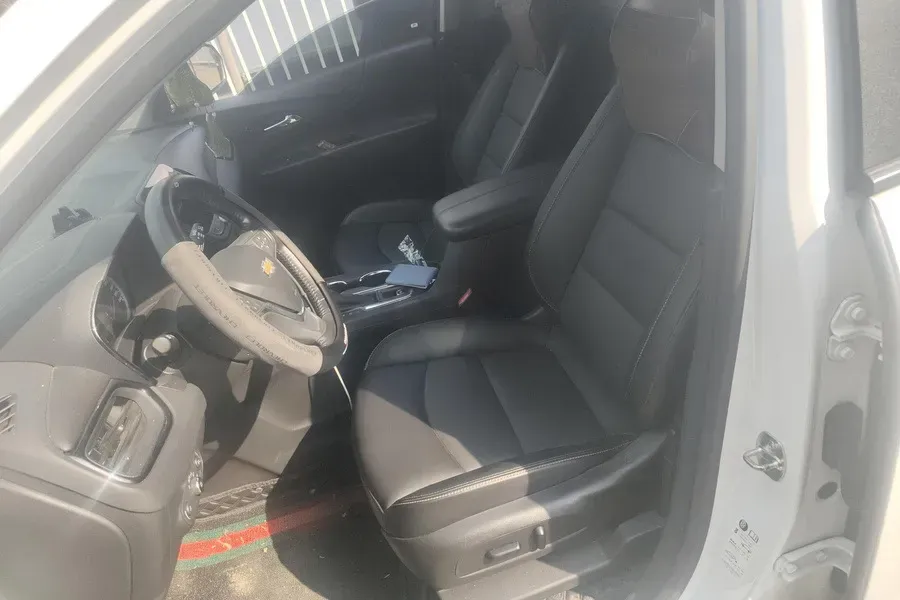 2022 Chevrolet Equinox 1.5T 169HP L4 6AT,autocango,china used car exporter,china ev exporter,chinese used car exporter,chinese used ev exporter