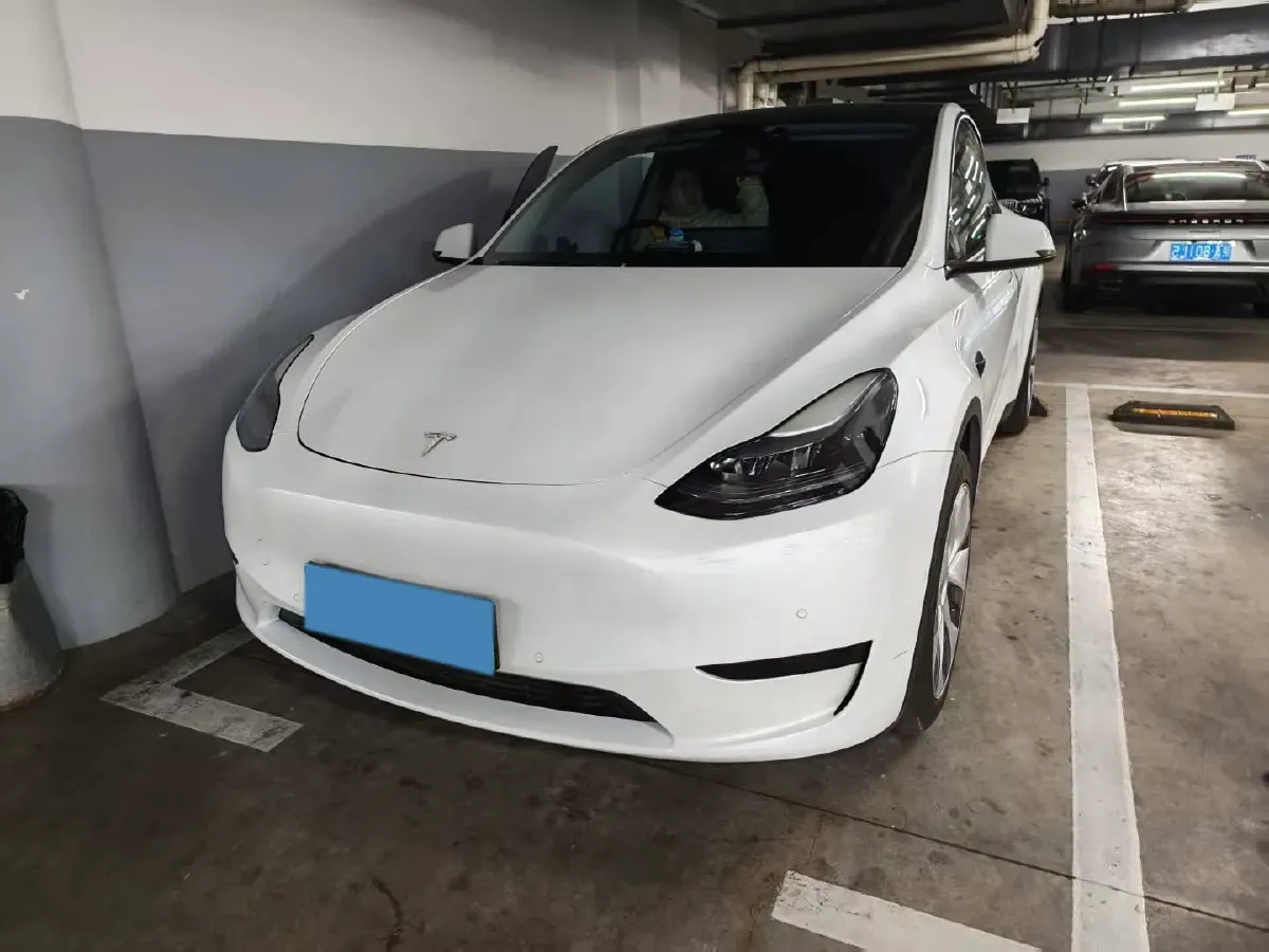 2022 Tesla Model Y BEV 60KWH,autocango,china used car exporter,china ev exporter,chinese used car exporter,chinese used ev exporter