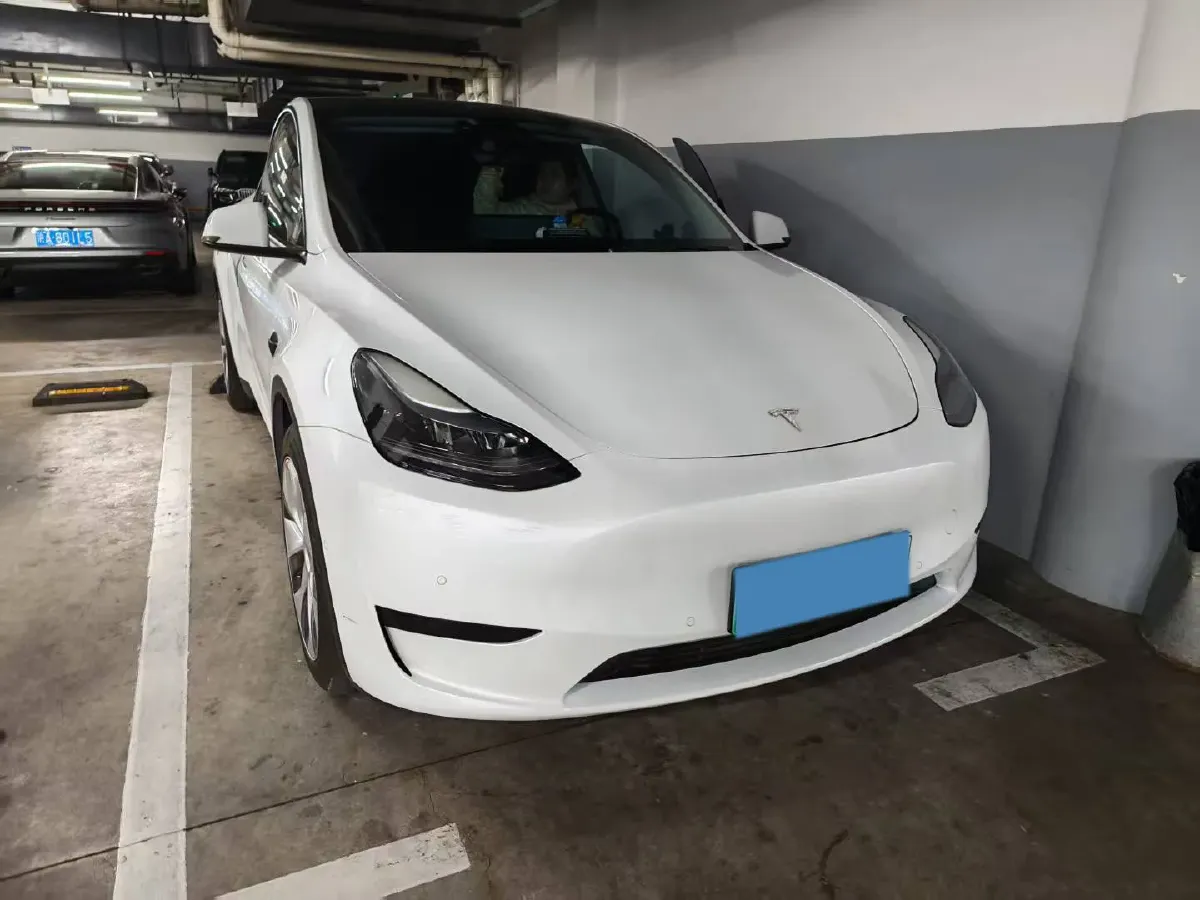 2022 Tesla Model Y BEV 60KWH,autocango,china used car exporter,china ev exporter,chinese used car exporter,chinese used ev exporter