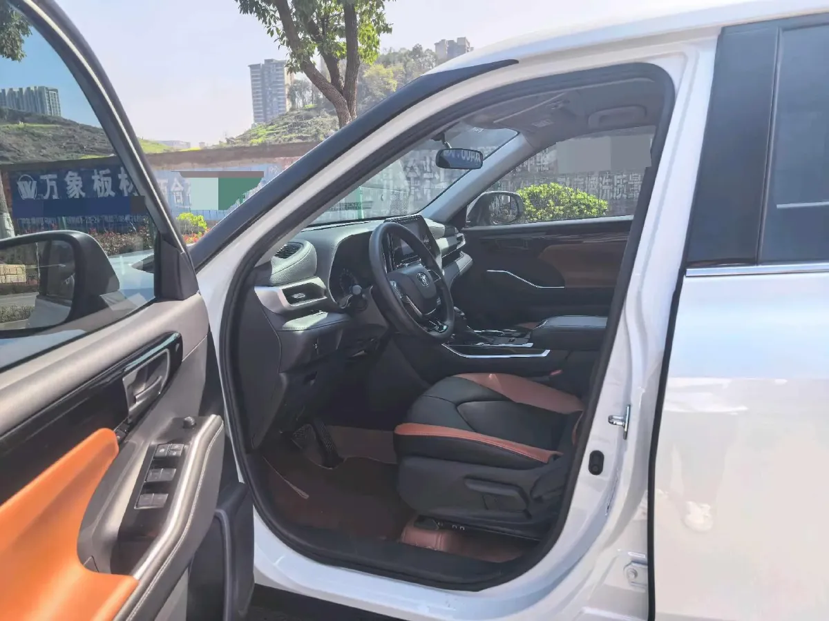 2022 Toyota Highlander 2.5L 192HP L4 E-CVT Hybrid,autocango,china used car exporter,china ev exporter,chinese used car exporter,chinese used ev exporter