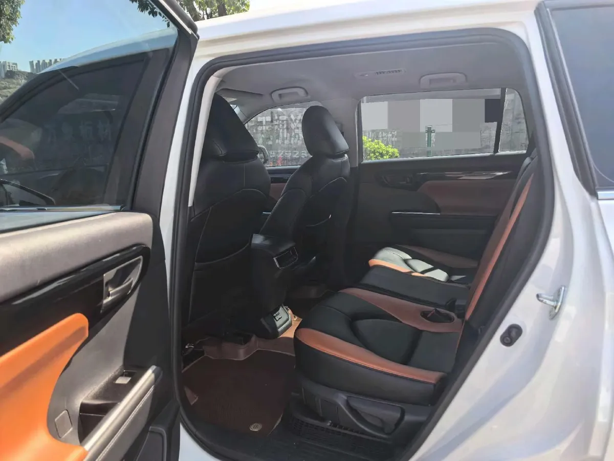 2022 Toyota Highlander 2.5L 192HP L4 E-CVT Hybrid,autocango,china used car exporter,china ev exporter,chinese used car exporter,chinese used ev exporter