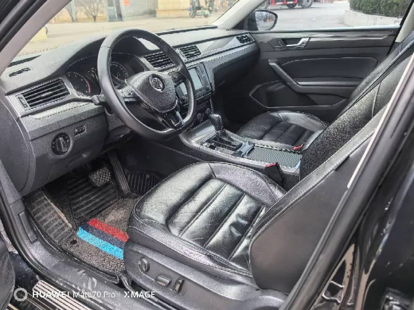 2017 Volkswagen Passat 1.8T 180HP L4 7DCT,autocango,china used car exporter,china ev exporter,chinese used car exporter,chinese used ev exporter