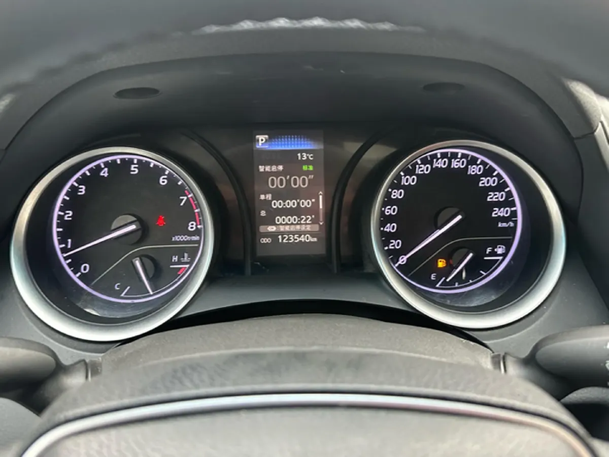 2018 Toyota Camry 2.0L 167HP L4 6AT,autocango,china used car exporter,china ev exporter,chinese used car exporter,chinese used ev exporter