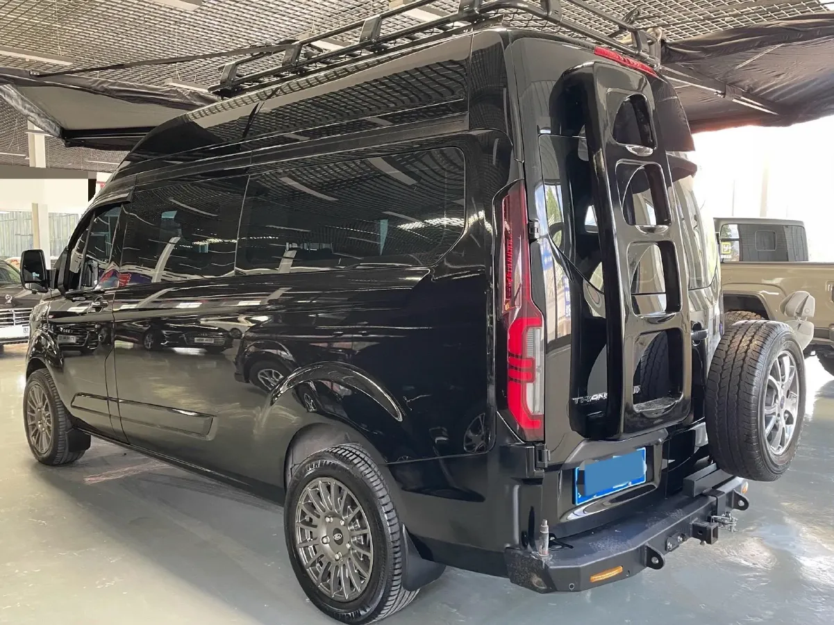 2023 Ford Transit 2.0T 220HP L4 9AT,autocango,china used car exporter,china ev exporter,chinese used car exporter,chinese used ev exporter