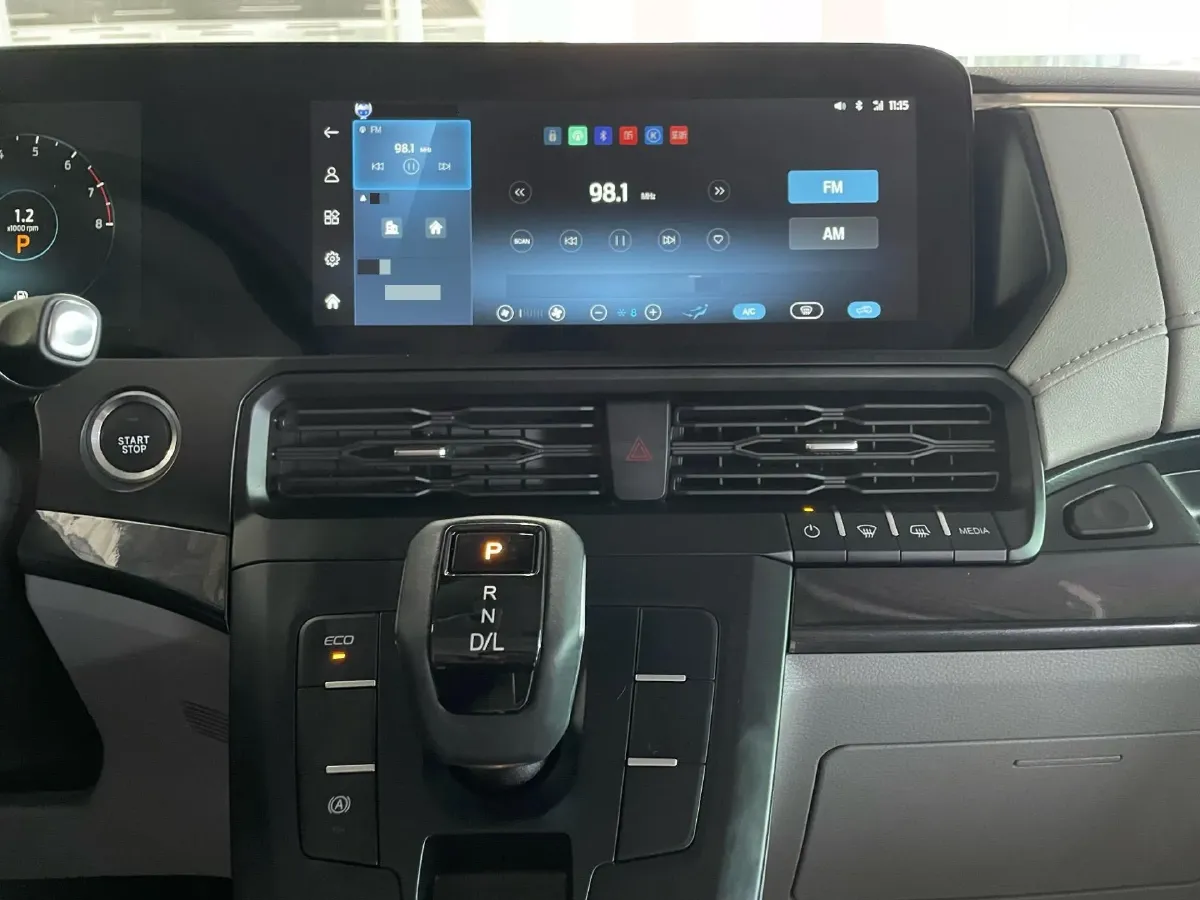 2023 Ford Transit 2.0T 220HP L4 9AT,autocango,china used car exporter,china ev exporter,chinese used car exporter,chinese used ev exporter