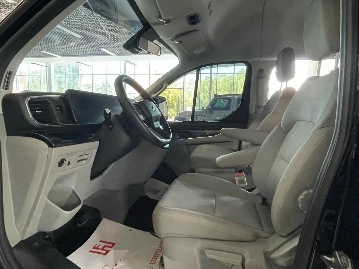 2023 Ford Transit 2.0T 220HP L4 9AT,autocango,china used car exporter,china ev exporter,chinese used car exporter,chinese used ev exporter