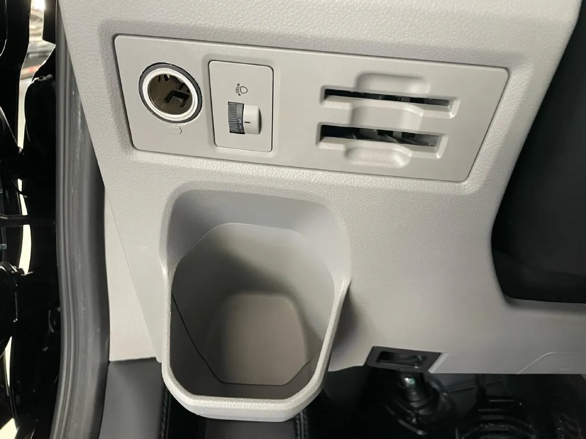 2023 Ford Transit 2.0T 220HP L4 9AT,autocango,china used car exporter,china ev exporter,chinese used car exporter,chinese used ev exporter