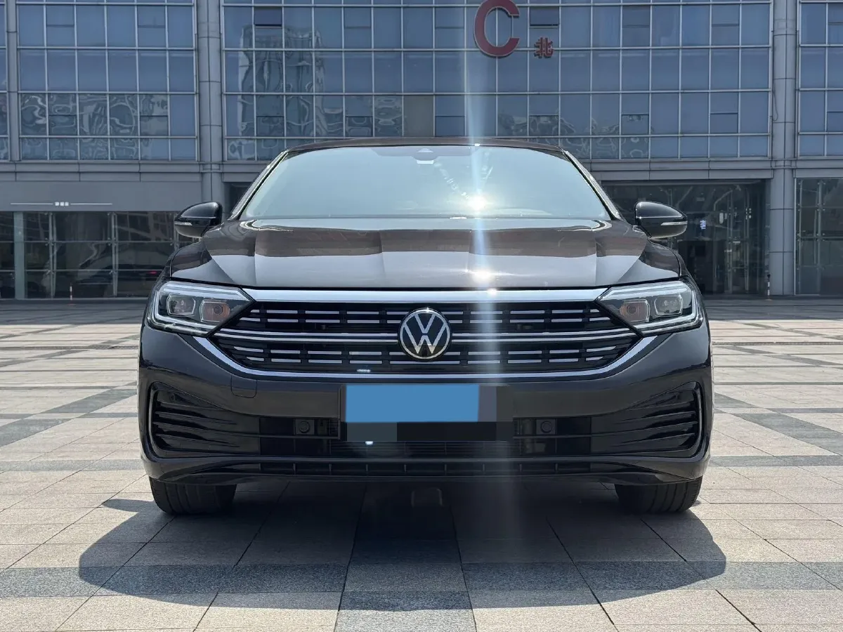2023 Volkswagen Sagitar 1.4T 150HP L4 7DCT,autocango,china used car exporter,china ev exporter,chinese used car exporter,chinese used ev exporter