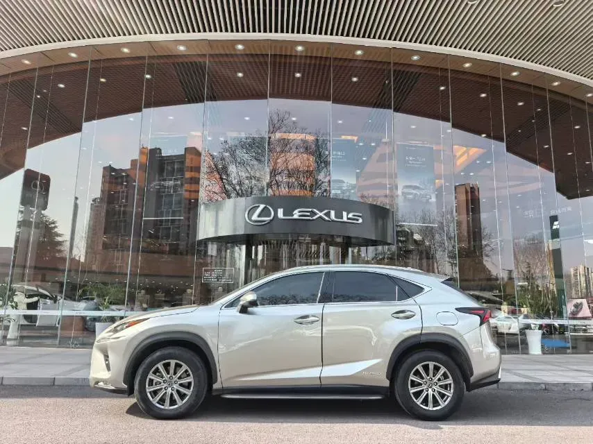 2015 Lexus NX 2.5L 155HP L4 E-CVT Hybrid,autocango,china used car exporter,china ev exporter,chinese used car exporter,chinese used ev exporter