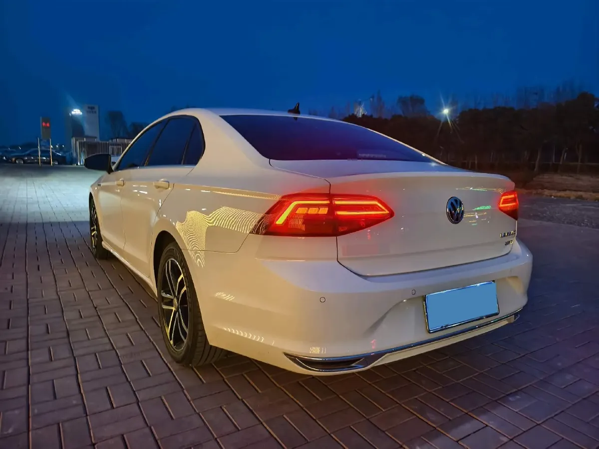 2021 Volkswagen Lamando 1.4T 150HP L4 7DCT,autocango,china used car exporter,china ev exporter,chinese used car exporter,chinese used ev exporter