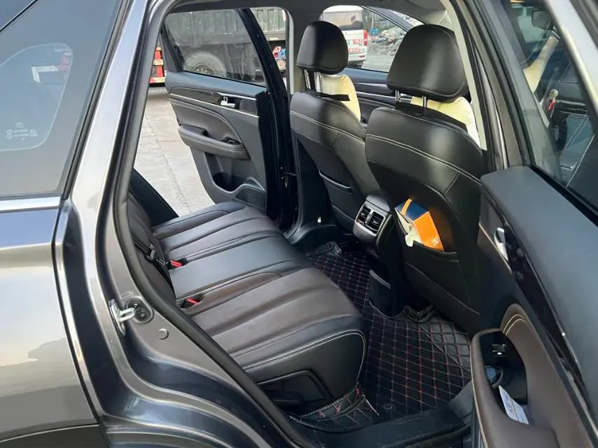 2019 GAC Trumpchi GS5 1.5T 169HP L4 6AT,autocango,china used car exporter,china ev exporter,chinese used car exporter,chinese used ev exporter