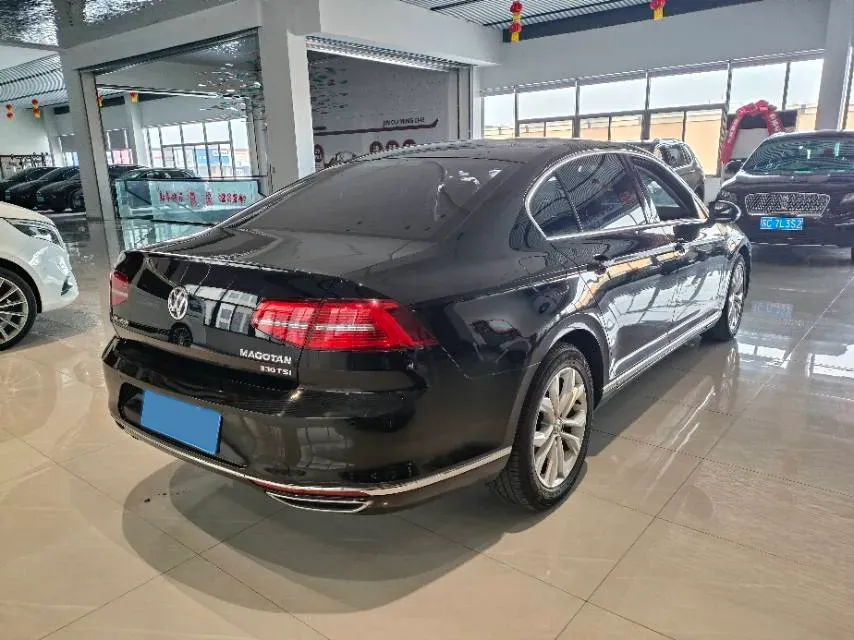 2017 Volkswagen Magotan 1.8T 180HP L4 7DCT,autocango,china used car exporter,china ev exporter,chinese used car exporter,chinese used ev exporter