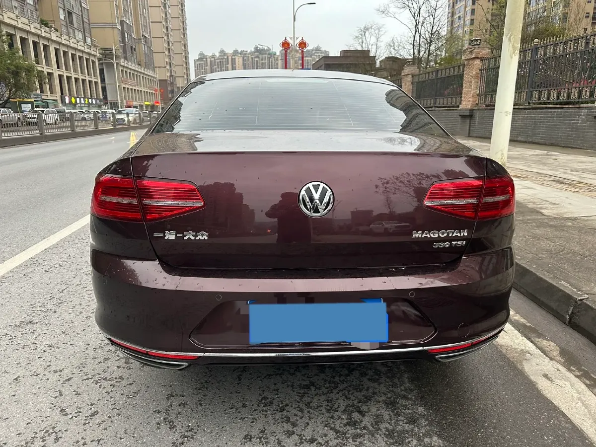 2018 Volkswagen Magotan 1.8T 180HP L4 7DCT,autocango,china used car exporter,china ev exporter,chinese used car exporter,chinese used ev exporter
