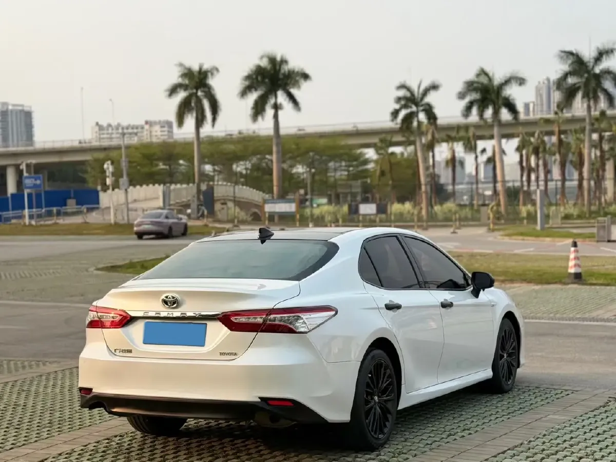 2018 Toyota Camry 2.5L 209HP L4 8AT,autocango,china used car exporter,china ev exporter,chinese used car exporter,chinese used ev exporter