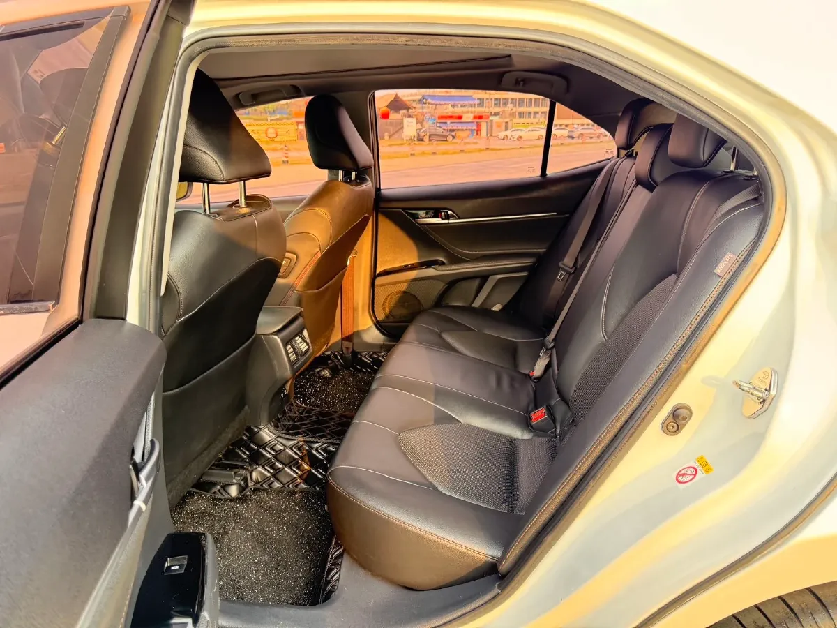 2018 Toyota Camry 2.5L 209HP L4 8AT,autocango,china used car exporter,china ev exporter,chinese used car exporter,chinese used ev exporter