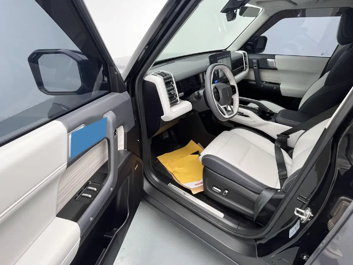 2024 JMC DaDao 2.3T 245HP L4 8AT,autocango,china used car exporter,china ev exporter,chinese used car exporter,chinese used ev exporter