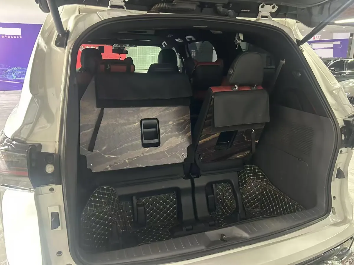 2023 Toyota Sienna 2.5L 189HP L4 E-CVT Hybrid,autocango,china used car exporter,china ev exporter,chinese used car exporter,chinese used ev exporter