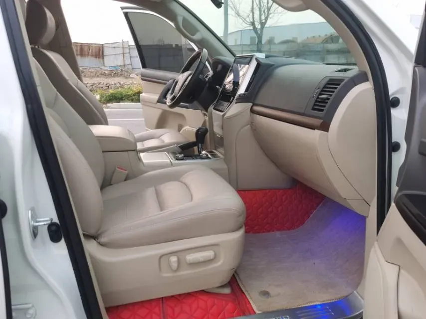 2019 Chevrolet Trax 1.0T 125HP L3 6AT,autocango,china used car exporter,china ev exporter,chinese used car exporter,chinese used ev exporter