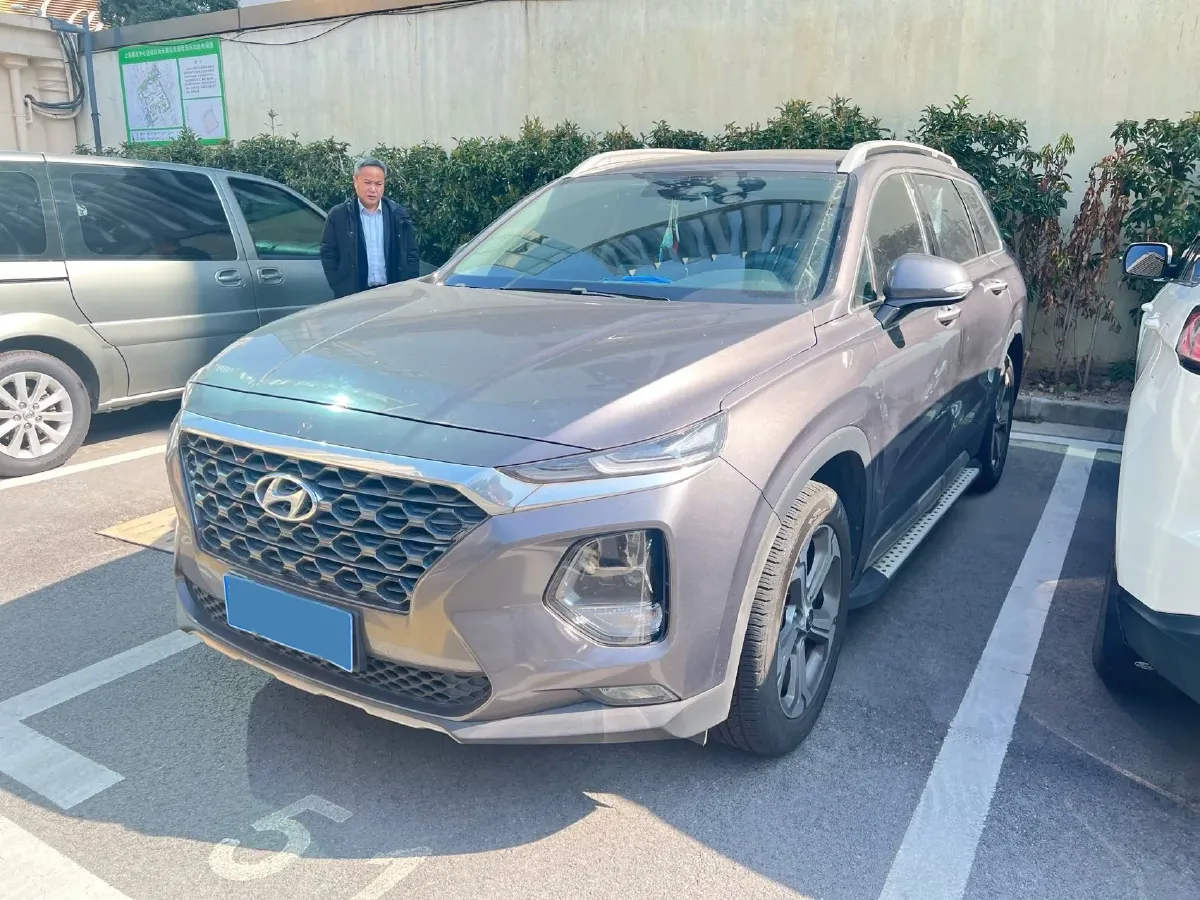 2019 Hyundai Santafe 2.0T 240HP L4 8AT,autocango,china used car exporter,china ev exporter,chinese used car exporter,chinese used ev exporter
