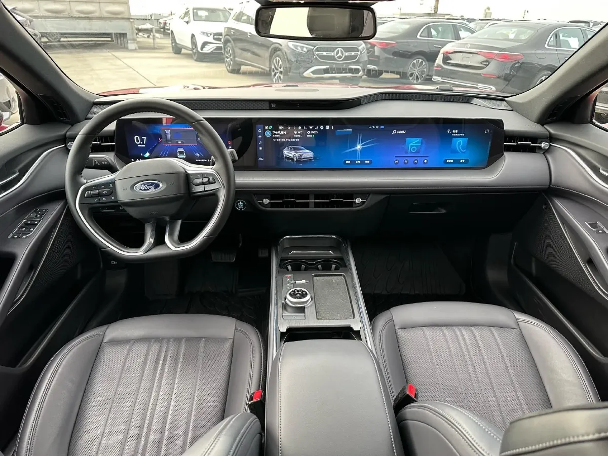 2023 Ford Mondeo 2.0T 254HP L4 8AT,autocango,china used car exporter,china ev exporter,chinese used car exporter,chinese used ev exporter