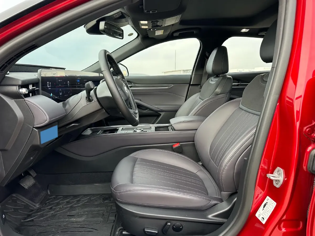 2023 Ford Mondeo 2.0T 254HP L4 8AT,autocango,china used car exporter,china ev exporter,chinese used car exporter,chinese used ev exporter