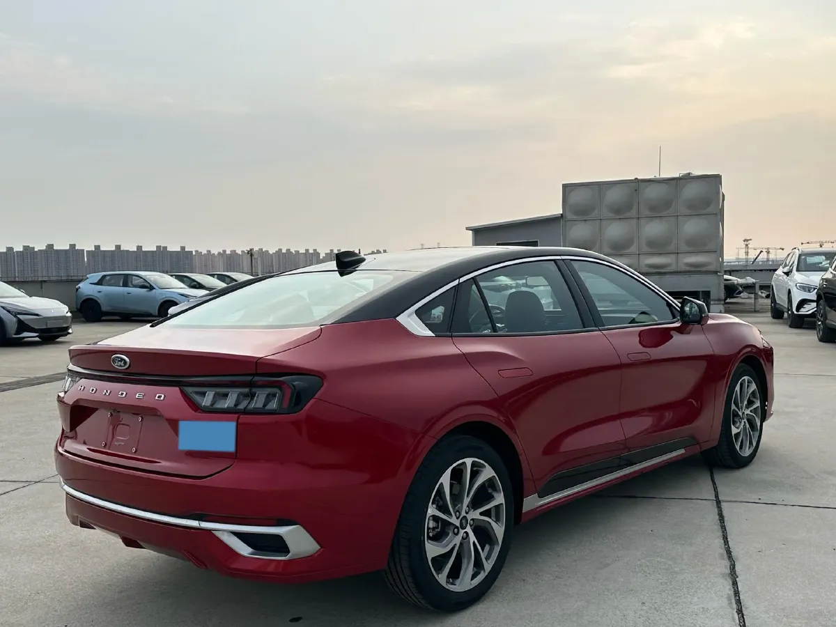 2023 Ford Mondeo 2.0T 254HP L4 8AT,autocango,china used car exporter,china ev exporter,chinese used car exporter,chinese used ev exporter