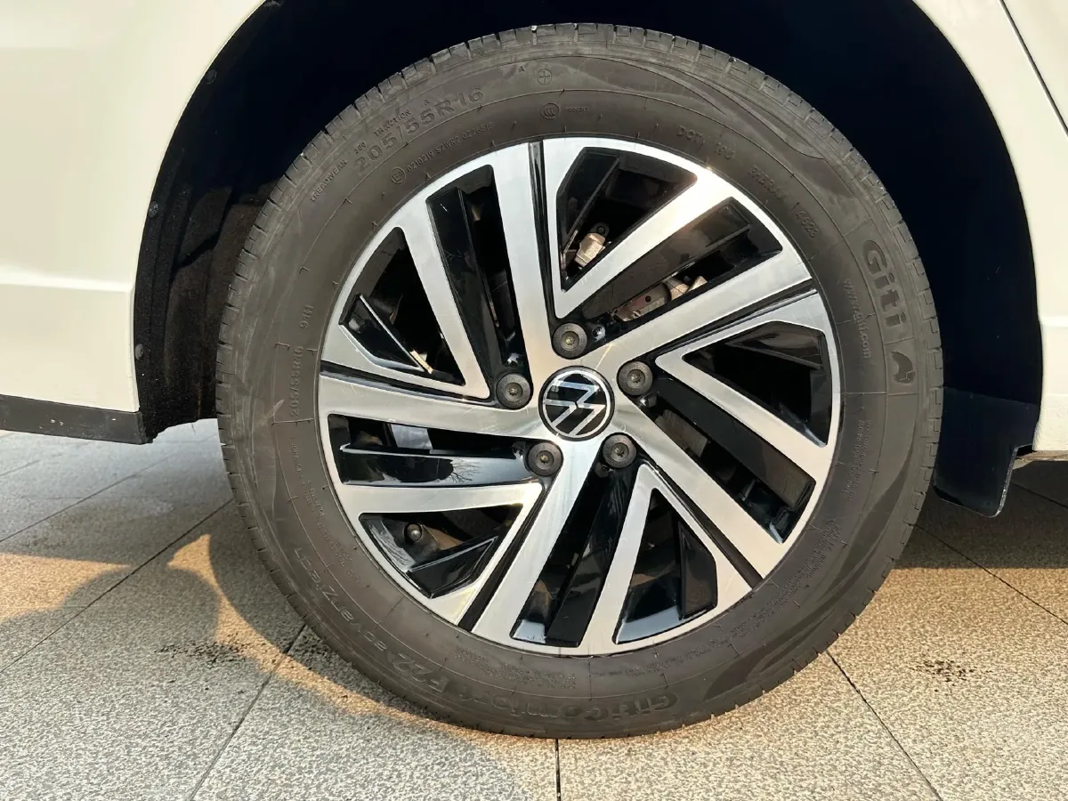 2024 Volkswagen Lavida 1.5L 110HP L4 6AT,autocango,china used car exporter,china ev exporter,chinese used car exporter,chinese used ev exporter