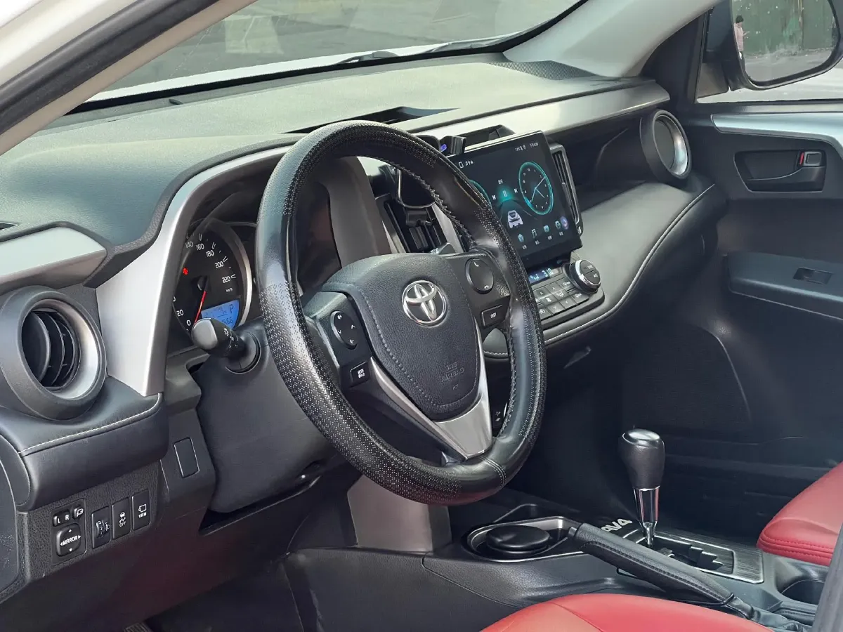 2018 Toyota RAV4 2.0L 151HP L4 CVT,autocango,china used car exporter,china ev exporter,chinese used car exporter,chinese used ev exporter