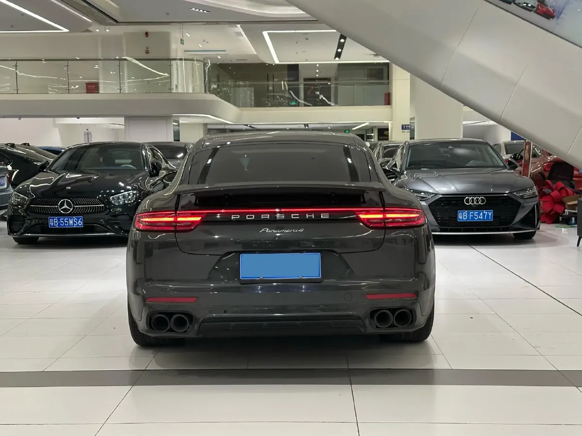 2019 Porsche Panamera 2.9T 330HP V6 8DCT,autocango,china used car exporter,china ev exporter,chinese used car exporter,chinese used ev exporter