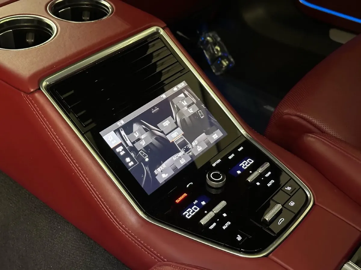 2019 Porsche Panamera 2.9T 330HP V6 8DCT,autocango,china used car exporter,china ev exporter,chinese used car exporter,chinese used ev exporter