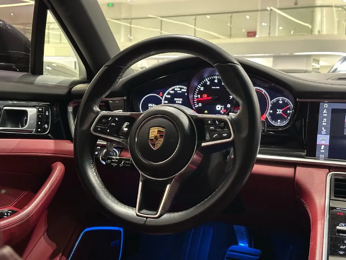 2019 Porsche Panamera 2.9T 330HP V6 8DCT,autocango,china used car exporter,china ev exporter,chinese used car exporter,chinese used ev exporter