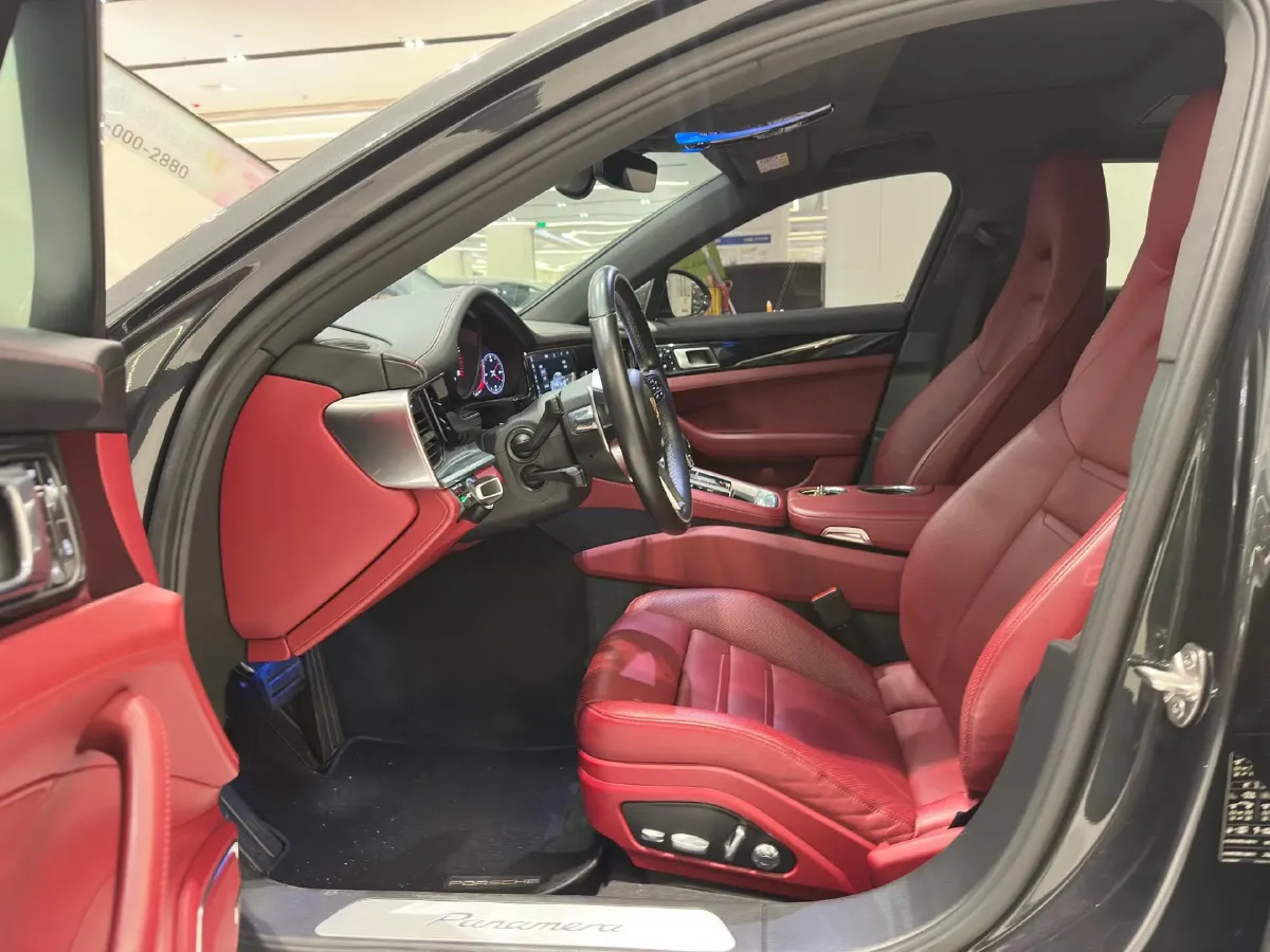 2019 Porsche Panamera 2.9T 330HP V6 8DCT,autocango,china used car exporter,china ev exporter,chinese used car exporter,chinese used ev exporter