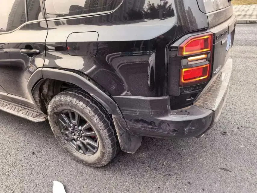 2024 Toyota Land Cruiser Prado 2.4T 282HP L4 8AT Hybrid,autocango,china used car exporter,china ev exporter,chinese used car exporter,chinese used ev exporter