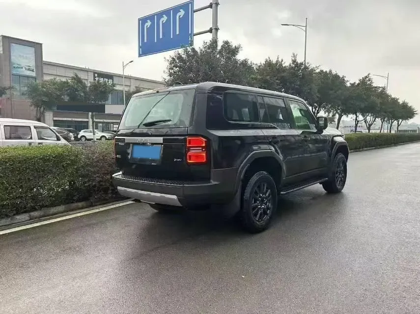 2024 Toyota Land Cruiser Prado 2.4T 282HP L4 8AT Hybrid,autocango,china used car exporter,china ev exporter,chinese used car exporter,chinese used ev exporter