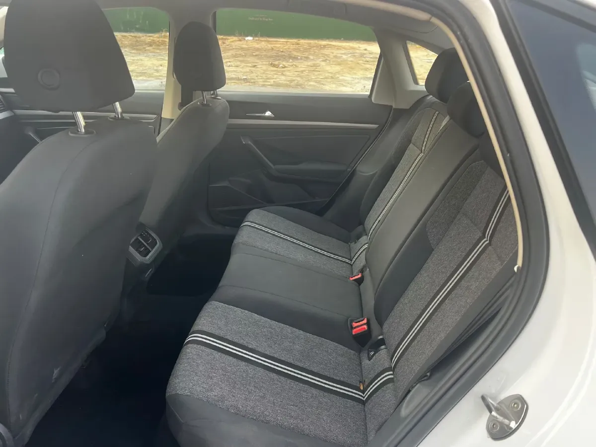 2021 Volkswagen Lavida 1.5L 113HP L4 6AT,autocango,china used car exporter,china ev exporter,chinese used car exporter,chinese used ev exporter