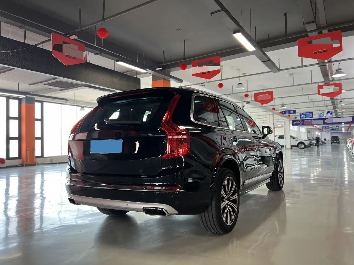 2025 Volvo XC90 2.0T 250HP L4 8AT,autocango,china used car exporter,china ev exporter,chinese used car exporter,chinese used ev exporter