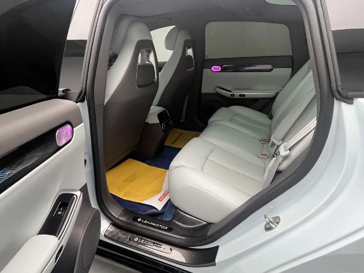 2023 Leapmotor C01 1.5L 95HP L4 REEV 43.7KWH,autocango,china used car exporter,china ev exporter,chinese used car exporter,chinese used ev exporter