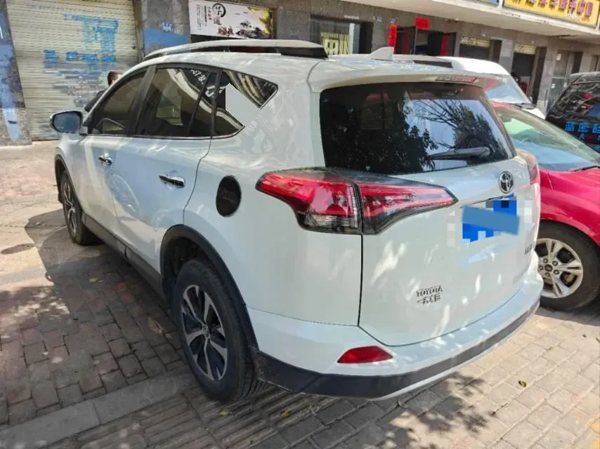 2018 Toyota RAV4 2.0L 151HP L4 CVT,autocango,china used car exporter,china ev exporter,chinese used car exporter,chinese used ev exporter